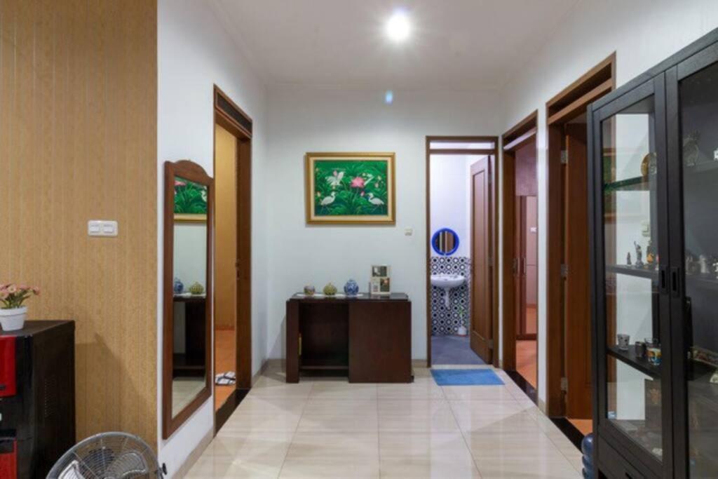 Spacious, White-Villa Belgareti @Kiara Condong Bandung Bagian luar foto